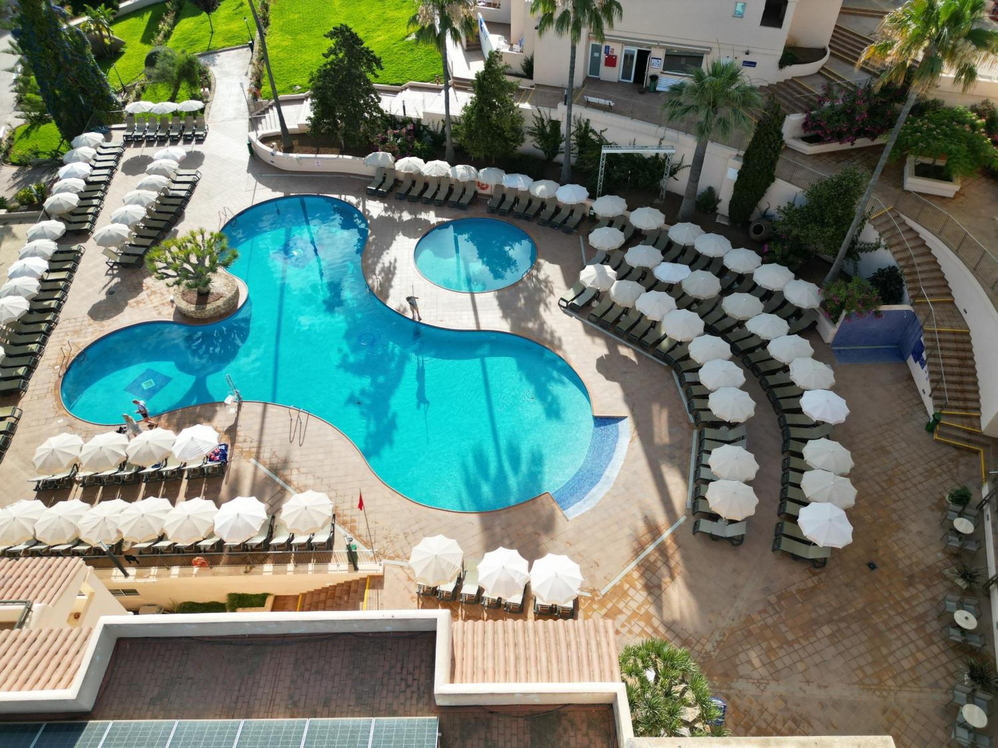 因维萨卡拉布兰卡俱乐部酒店 Playa DPlaya Des Figueral 外观 照片